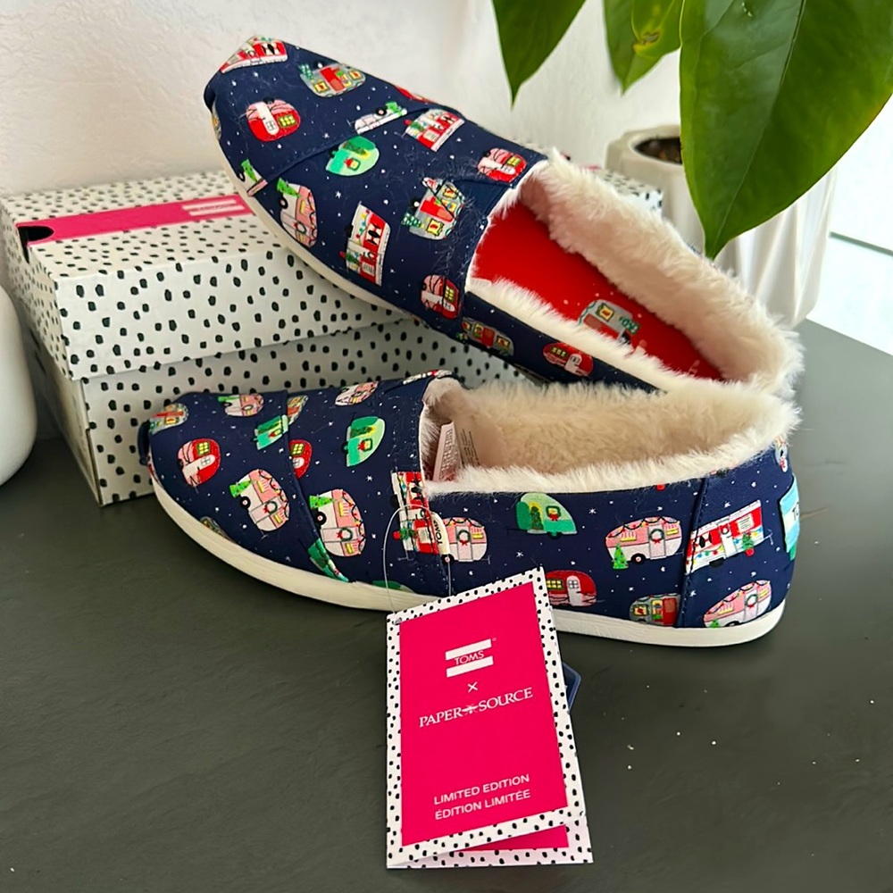 TOMS Camper print